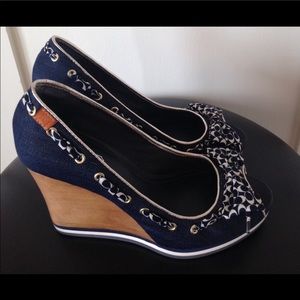 Coach Wedges